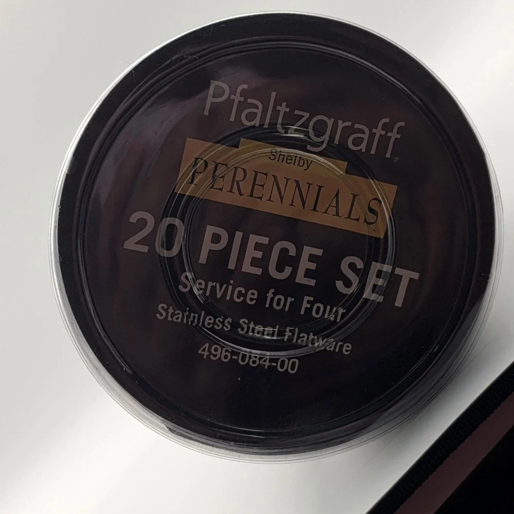 New Pfaltzgraff Perennials Shelby 20 Piece Set Service for 4 Floral Cottagecore